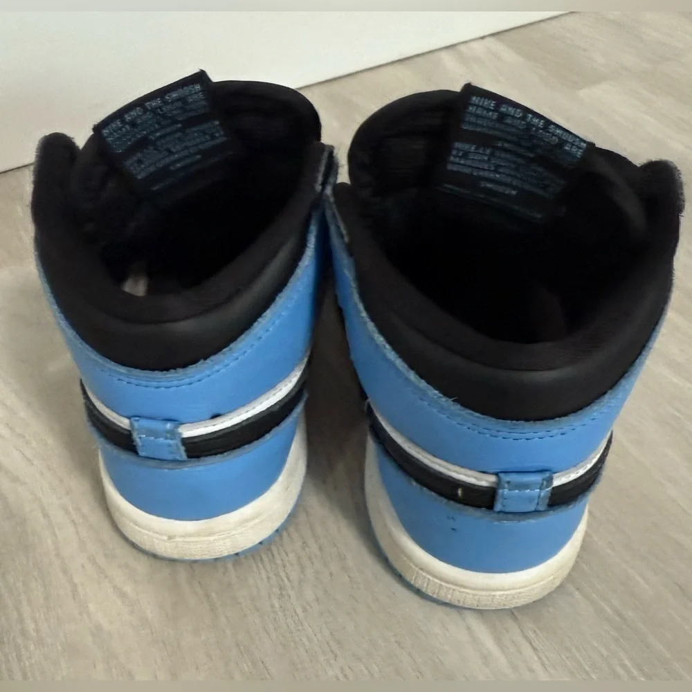 Kids Jordan 1 High OG Sky Blue Black White Sneakers Toddler Size 8.5‎